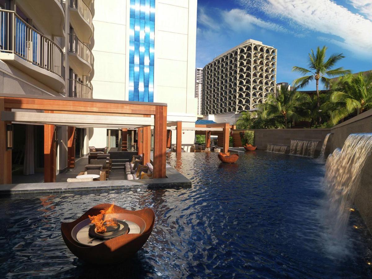 Hilton Grand Vacations Club Hokulani Waikiki Honolulu Hotel Exterior photo
