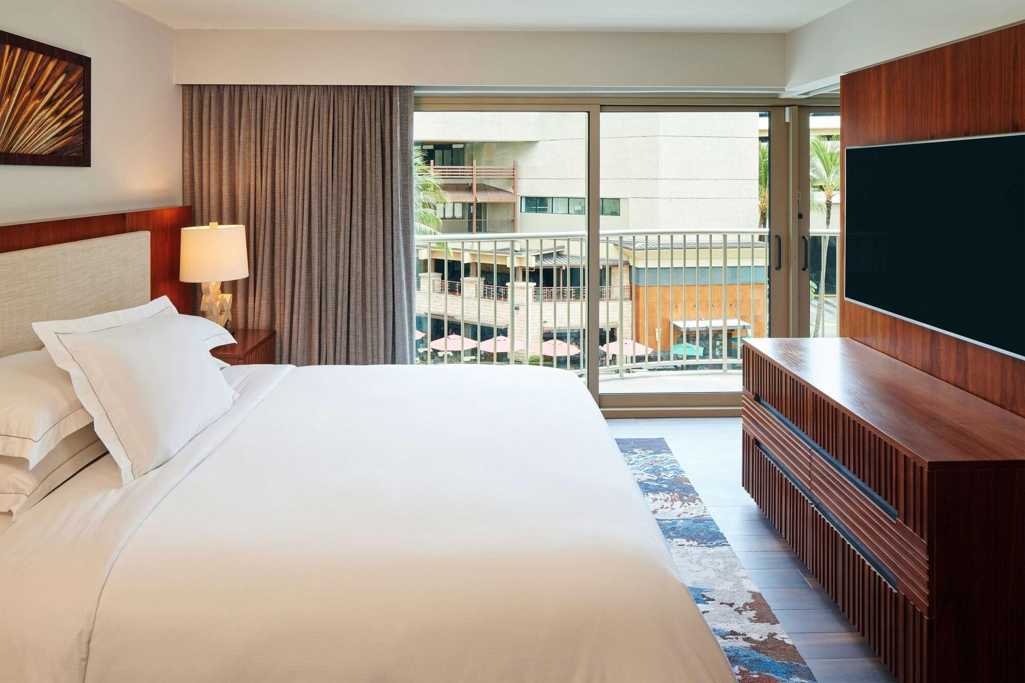 Hilton Grand Vacations Club Hokulani Waikiki Honolulu Hotel Exterior photo