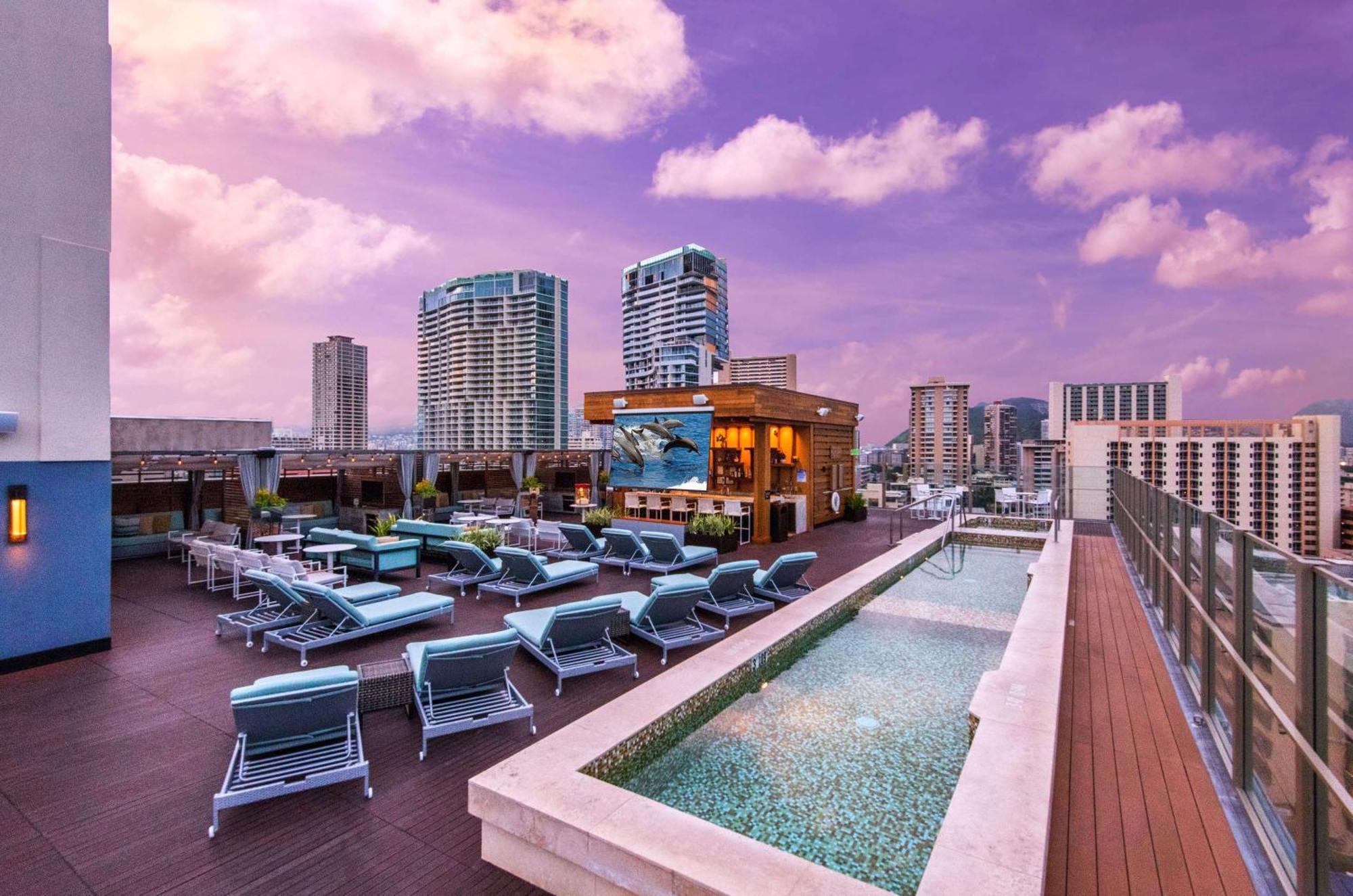 Hilton Grand Vacations Club Hokulani Waikiki Honolulu Hotel Exterior photo